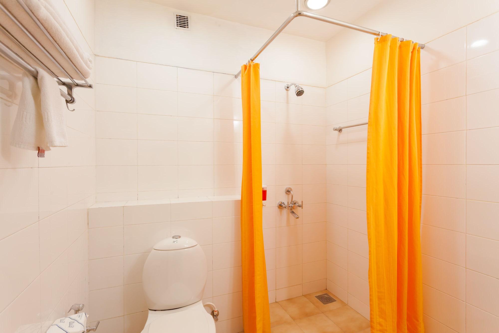 Ginger Ahmedabad Vastrapur Hotel Bagian luar foto