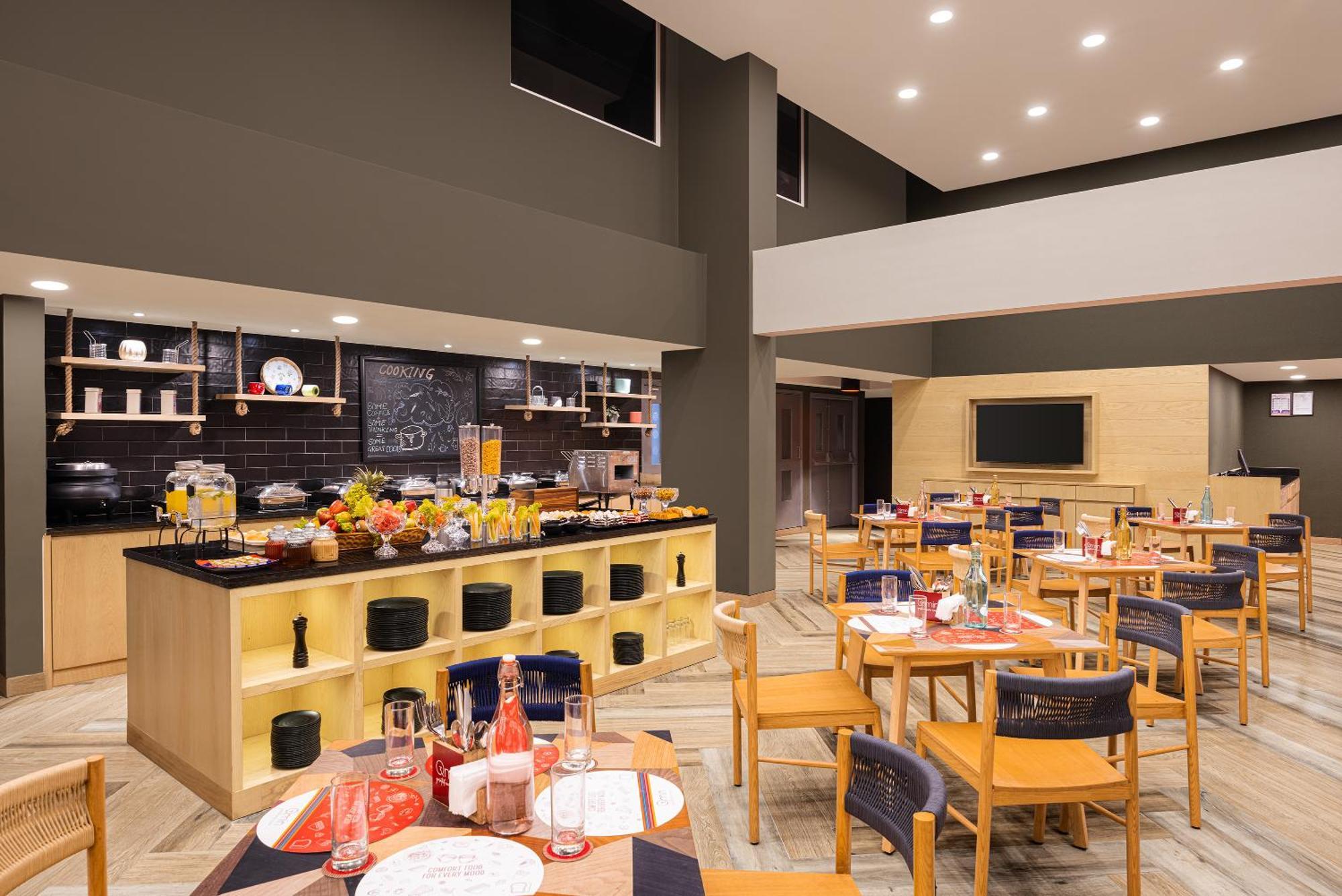 Ginger Ahmedabad Vastrapur Hotel Bagian luar foto